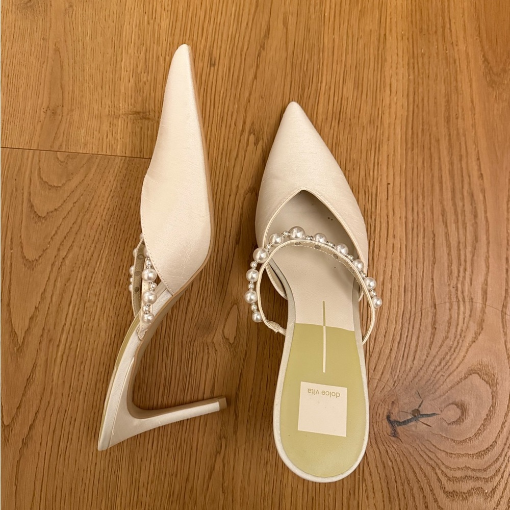 Dolce Vita White Pearl-Embellished Pointed Mules - Picture 2 of 4